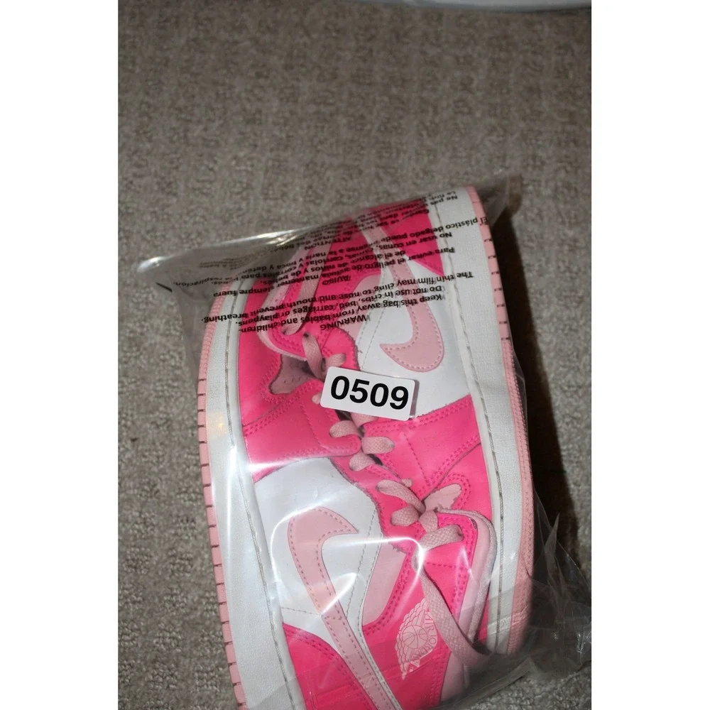 Nike Air Jordan 1 Mid GS‎ Fierce Pink White FD8780-116 Size 3.5Y